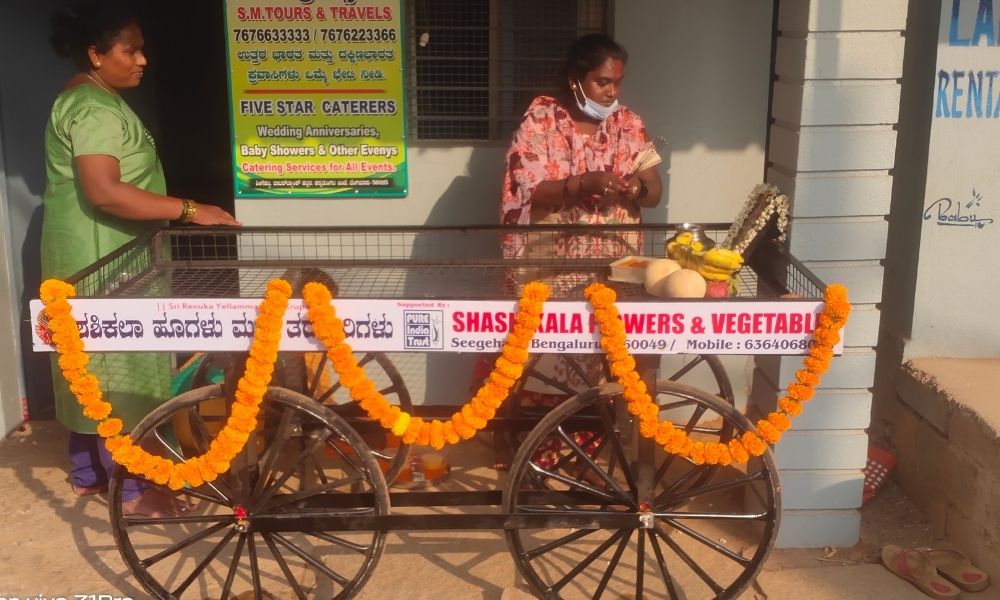 Shashikala, Flowers and Vegetable Seller, Seeghaihalli village, Bengaluru